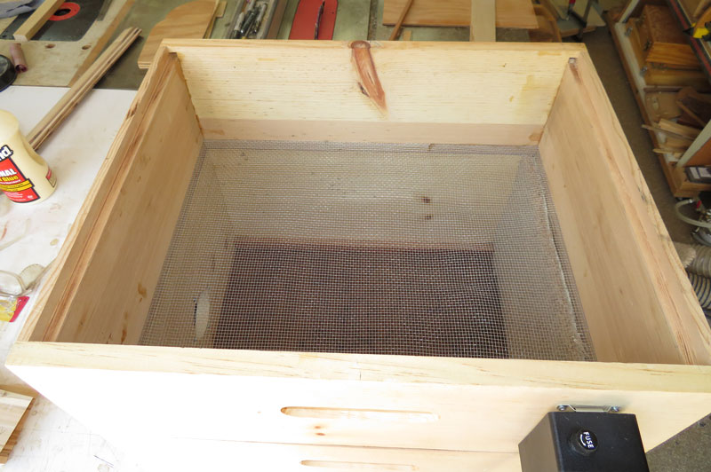 Bee Vacuum Box  Kilted Craft Works