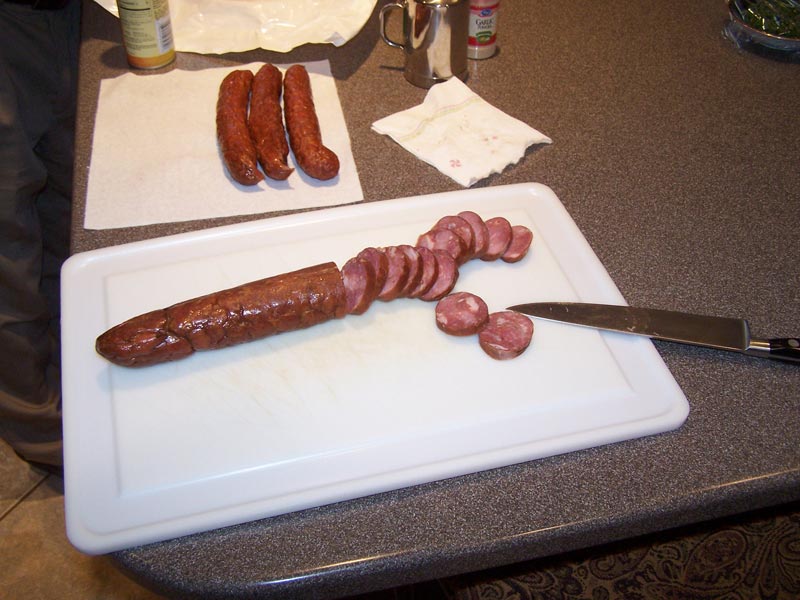 Cutting the andouille